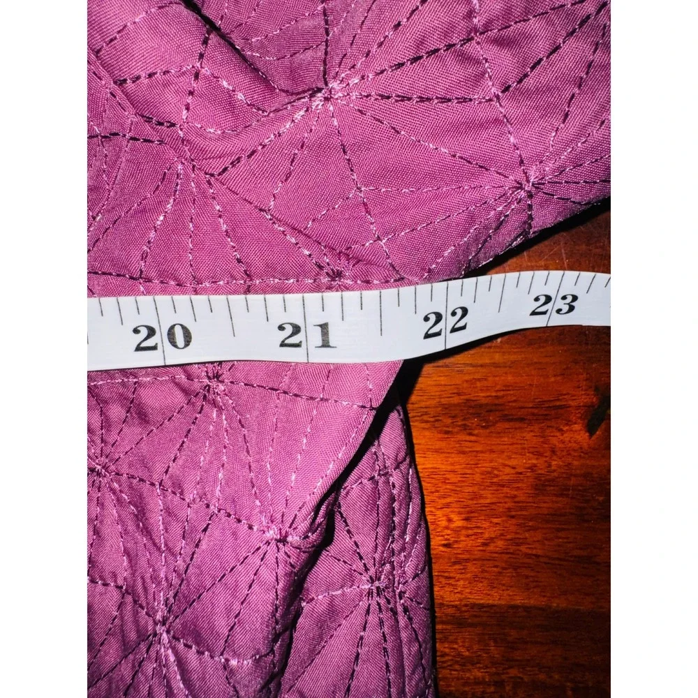 Alfred Dunner Quilted Jacket Women Size 10 Magenta Excellent Starburst Geometric